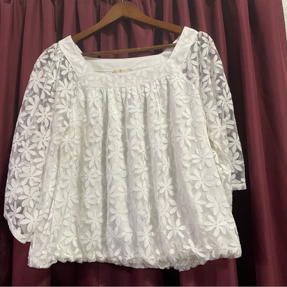 Ember lace shirt size large - Picture 4 of 8